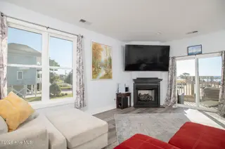 278 Live Oak Road, Newport, NC 28570 – photo 4: 278 LIVE OAK (7)