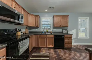 218 Deer Haven Drive, Richlands, NC 28574 – photo 12: 15KITCHEN