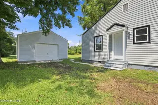 308 Sherwood Road, Jacksonville, NC 28540 – photo 20