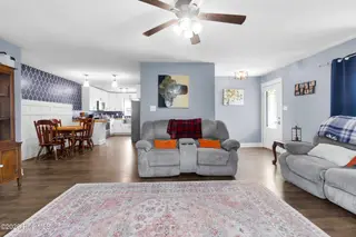 218 Attmore Drive, New Bern, NC 28560 – photo 8: 218 Attmore Drive, New Bern, NC 28560