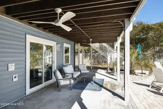 5423 Emerald Drive, Emerald Isle, NC 28594 – photo 9: 10-web-or-mls-1S3A2497