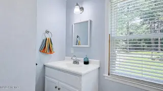 120 King Heights Boulevard, Kinston, NC 28501 – photo 24: Bathroom