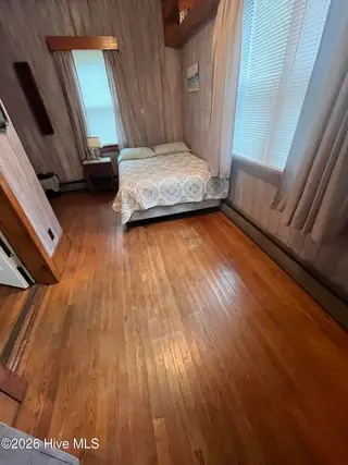 913 W Church Street, Elizabeth City, NC 27909 – photo 19: Mama's room from Dresser