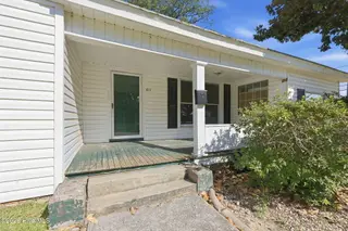 411 Latham Street, Greenville, NC 27834 – photo 4: 4-web-or-mls-IMG_9962_edit