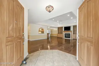 9223 Shaw Lane SW, Calabash, NC 28467 — 4-bedroom home in Devaun Park, Calabash, NC, photo 4 of 71