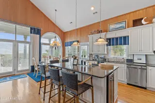 1307 Ocean Boulevard W, Holden Beach, NC 28462 – photo 8