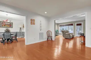420 Kings Landing Road, Hampstead, NC 28443 – photo 6: Living Room