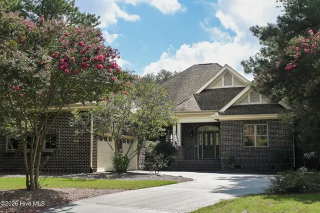 168 Cedar Point Drive, Wallace, NC 28466