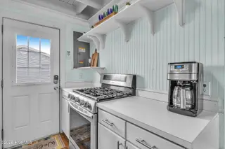 310 Keziah Street, Oak Island, NC 28465 — 2-bedroom home in Yaupon Beach, Oak Island, NC, photo 15 of 37
