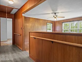 195 Queens Creek Road, Swansboro, NC 28584 — 2-bedroom home, Swansboro, NC, photo 9 of 40: Hallway