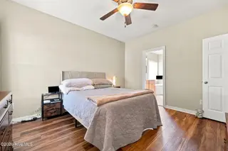 2205 Dovedale Drive B, Greenville, NC 27834 – photo 22: 17-web-or-mls-IMG_0006