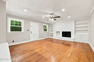 116 Oxford Road, Greenville, NC 27858 – photo 15: Den