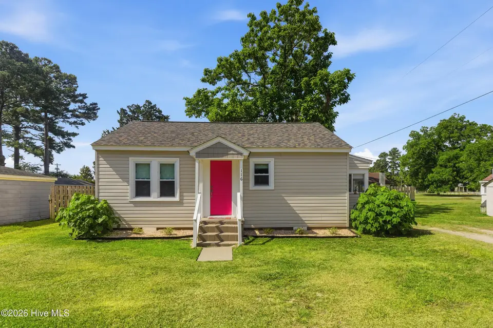 116 Mccoy Avenue, Cove City, NC 28523 – photo 1 of 31: 116 Mccoy Avenue, Cove City, NC 28523