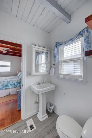 515 W Beach Drive, Oak Island, NC 28465 – photo 15: 515WBeachDrive-44