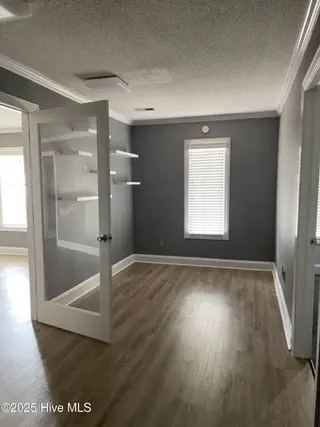 2710 E 10th Street, Greenville, NC 27858 – photo 4: 2710 E 10th interior 3