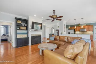 307 Duck Haven, Swansboro, NC 28584 – photo 14: 307 Duck Haven _ Interior-Exterior (25 o
