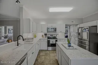 104 Dockside Drive, Jacksonville, NC 28546 – photo 16: Kitchen