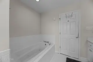 114 Iverson Lane, New Bern, NC 28562 – photo 20: 20-web-or-mls-DSC_5410