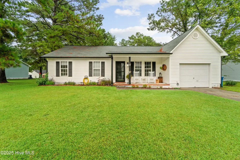 128 Sweetwater Drive, Jacksonville, NC 28540 – photo 1 of 16: Front