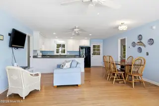 3904 Emerald Drive, Emerald Isle, NC 28594 – photo 13: Great Room