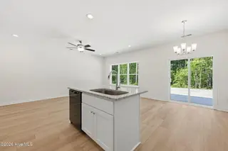 104 Palm Circle, Havelock, NC 28532 – photo 10: 34-web-or-mls-DSC_0435