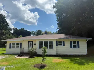 18 White Oak Street, Jacksonville, NC 28540 – photo 1