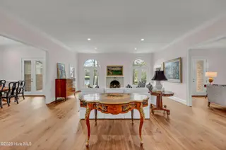 1751 Signature Place, Wilmington, NC 28405 — 3-bedroom condo in Landfall, Wilmington, NC, photo 17 of 53: 017_img_6613_547