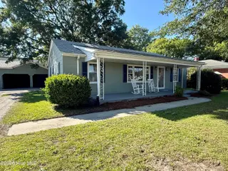 161 Walhurst Avenue, Chocowinity, NC 27817 – photo 4: Front Side View
