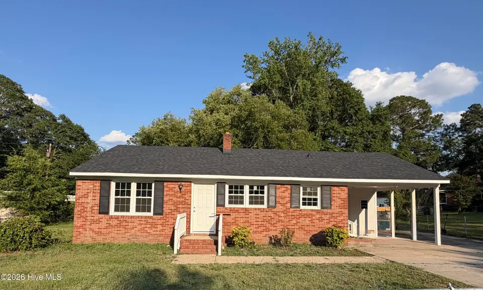 718 Franklin Street, Goldsboro, NC 27530 – photo 1 of 13: IMG_1800
