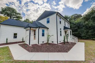 110 Cabbage Inlet Lane, Wilmington, NC 28409 — 4-bedroom home in Whiskey Creek Estates, Wilmington, NC, photo 2 of 69: 110CabbageInletRevised-5