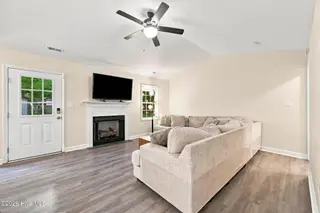 207 Sherwood Road, Jacksonville, NC 28540 – photo 24