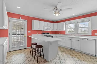 416 Spartanburg Avenue, Carolina Beach, NC 28428 – photo 11: 20-web-or-mls-BTS02019