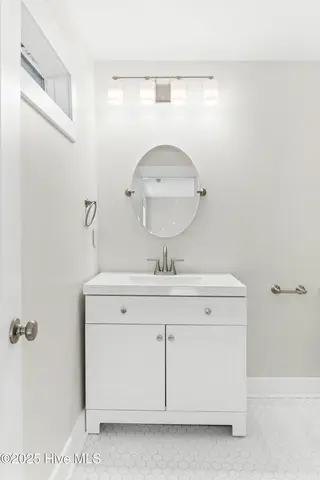 513 S 13th Street, Wilmington, NC 28401 – photo 19: 020_513_south_13th_street-20_867