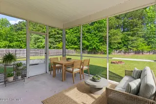 160 Macdonald Boulevard, Havelock, NC 28532 – photo 7: Screened Patio