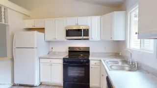 156 Pine Crest Drive, Jacksonville, NC 28546 – photo 11: 156-Pinecrest-10152025_071257
