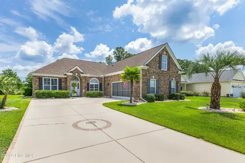 656 Meadowbrook Ln NW, Calabash