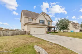 174 River Winding Road, Jacksonville, NC 28540 – photo 2: 2