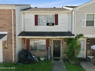 433 Myrtlewood Circle, Jacksonville, NC 28546 – photo 1