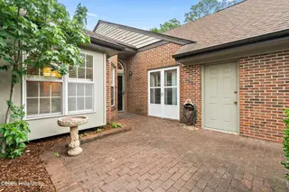 2203 Jumpin Run Drive, Wilmington, NC 28403 – photo 6: 02courtyd2