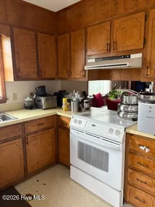 257 Allen Drive, Ayden, NC 28513 – photo 3: IMG_6144