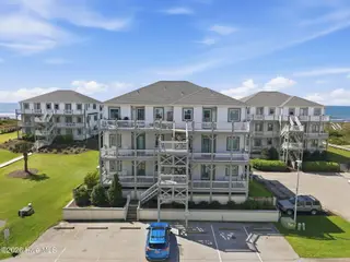 2913 Pointe West Drive B3, Emerald Isle, NC 28594 – photo 5: 5-web-or-mls-DJI_20260806104651_0444_D