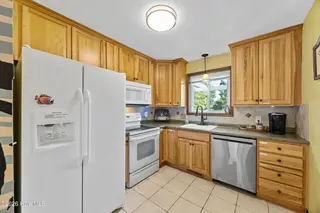 653 Hidden Valley Road, Wilmington, NC 28409 – photo 18