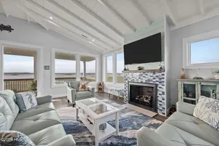 1207 S Topsail Drive, Surf City, NC 28445 – photo 24: 34-web-or-mls-_RAD4340