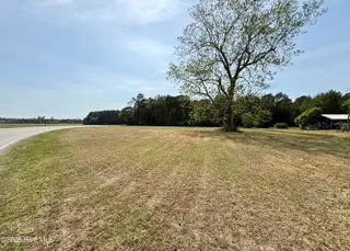 840 Newport Loop Road, Newport, NC 28570 – photo 3: IMG_9125