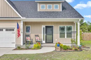 122 Derby Lane, Hampstead, NC 28443 — 4-bedroom home in Cross Creek, Hampstead, NC, photo 5 of 39: IMG_9684