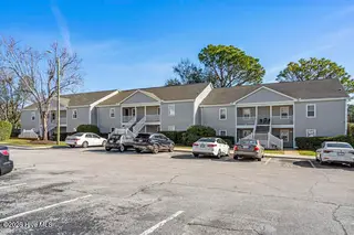 2716 S 17th Street Apt A, Wilmington, NC 28412 – photo 3: Front Exterior