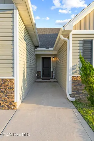 310 James Hedrick Court, Jacksonville, NC 28540 – photo 2: 425A1849