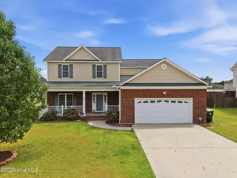 440 Meadowlark Dr, Winterville