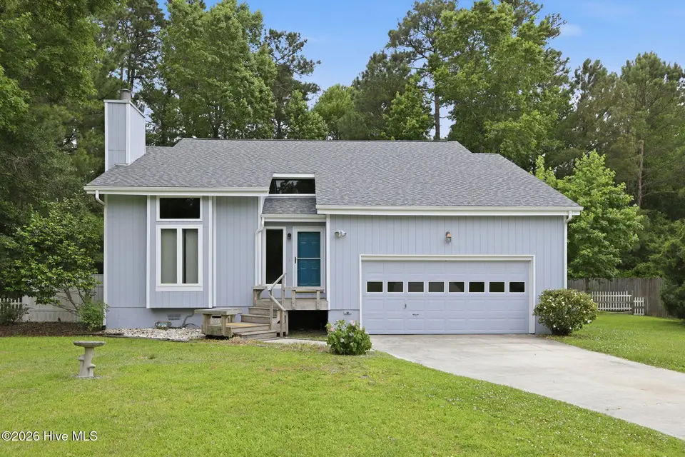 115 N Harbor Drive, Beaufort, NC 28516 – photo 1 of 33: Front Elevation of home