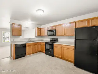 403 Springwood Drive, Jacksonville, NC 28546 – photo 13